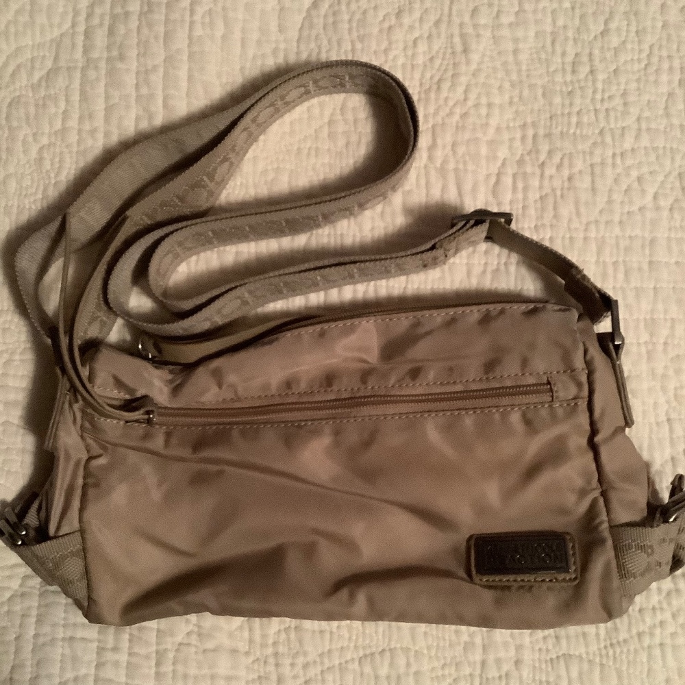 Kenneth Cole Reaction tan nylon Crossbody bag